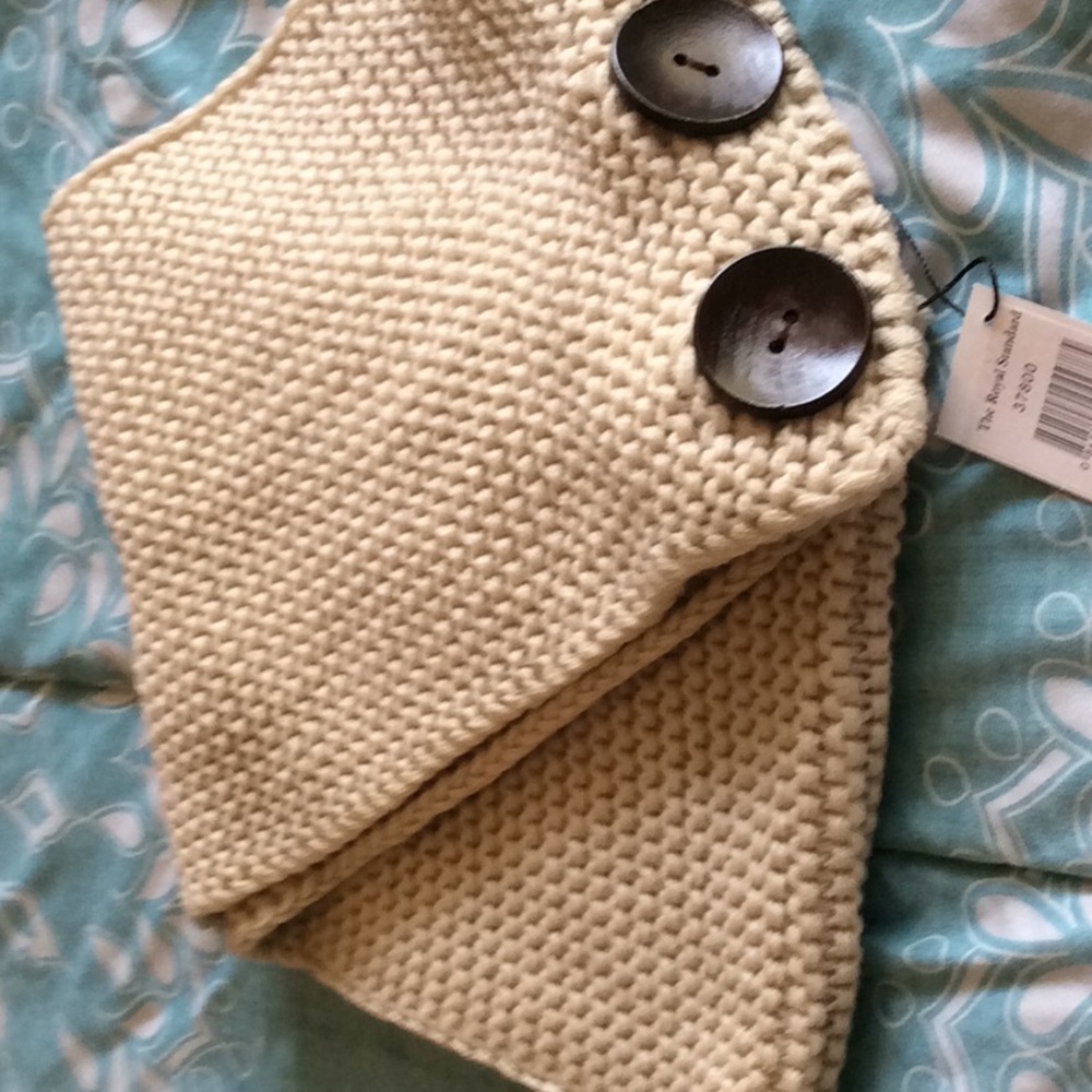 Infinity scarf. NWT